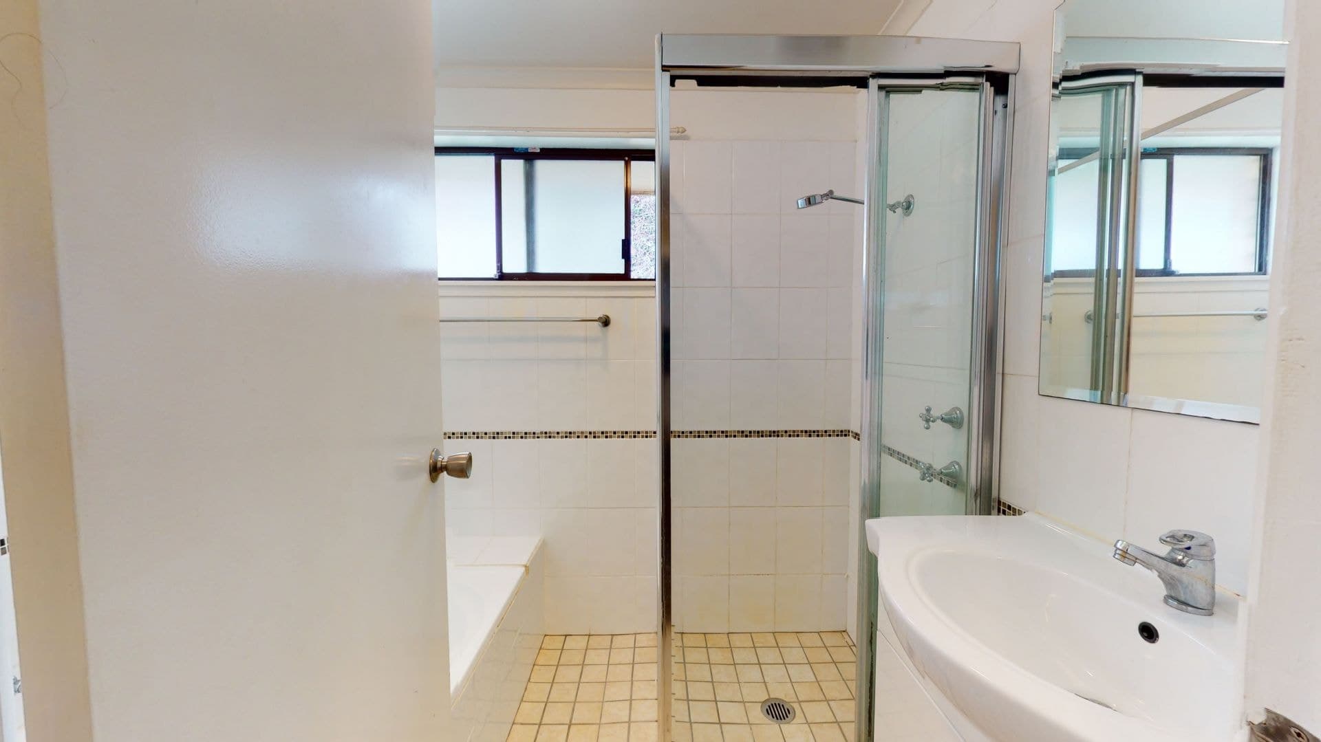 28 Endsleigh Avenue Orange NSW, Orange - Thumbnail 6