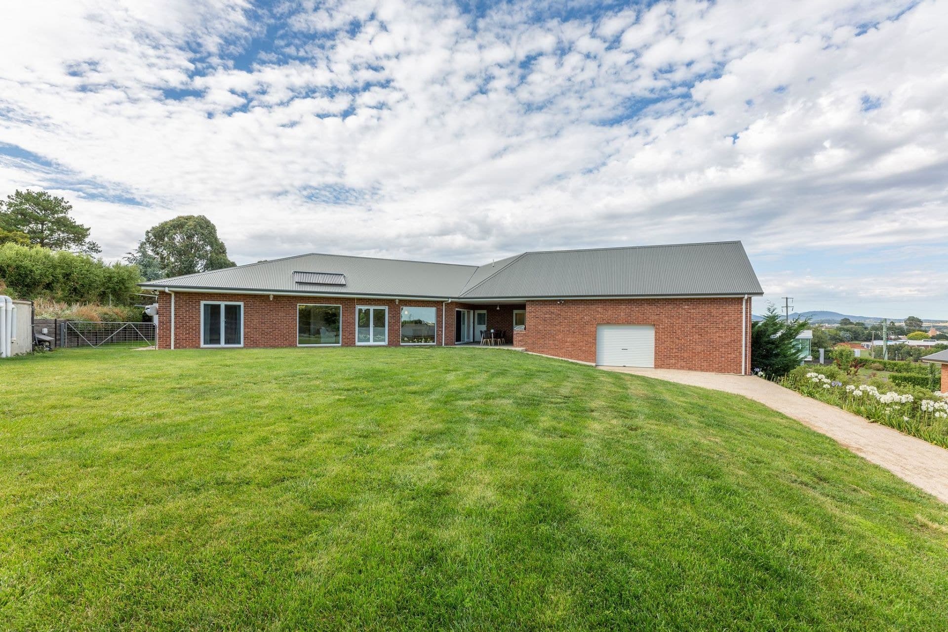 4 Dairy Hill Place Orange NSW, Orange - Thumbnail 5