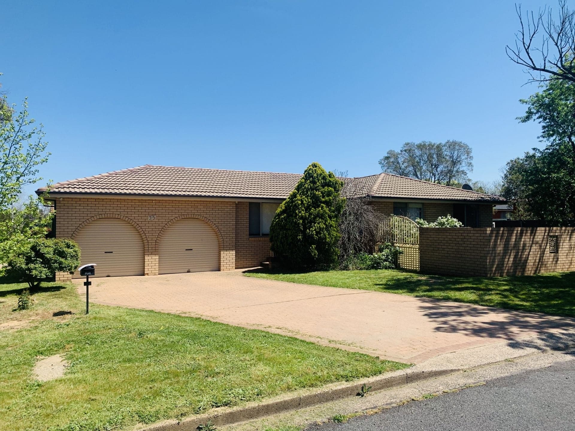 35 Matthews Avenue Orange NSW, Orange - Image 1