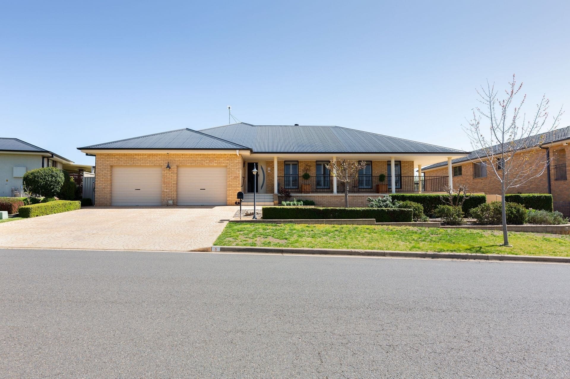 5 Valencia Drive Orange NSW, Orange - Image 1