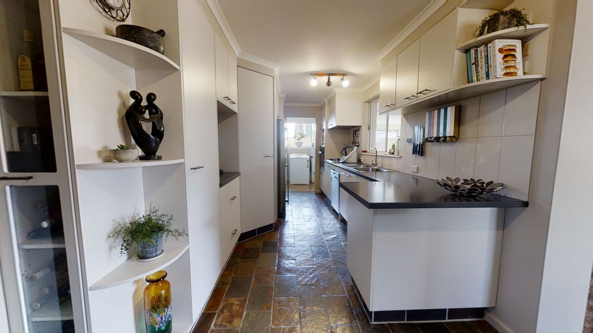 30 Northstoke Way Orange NSW, Orange - Thumbnail 4