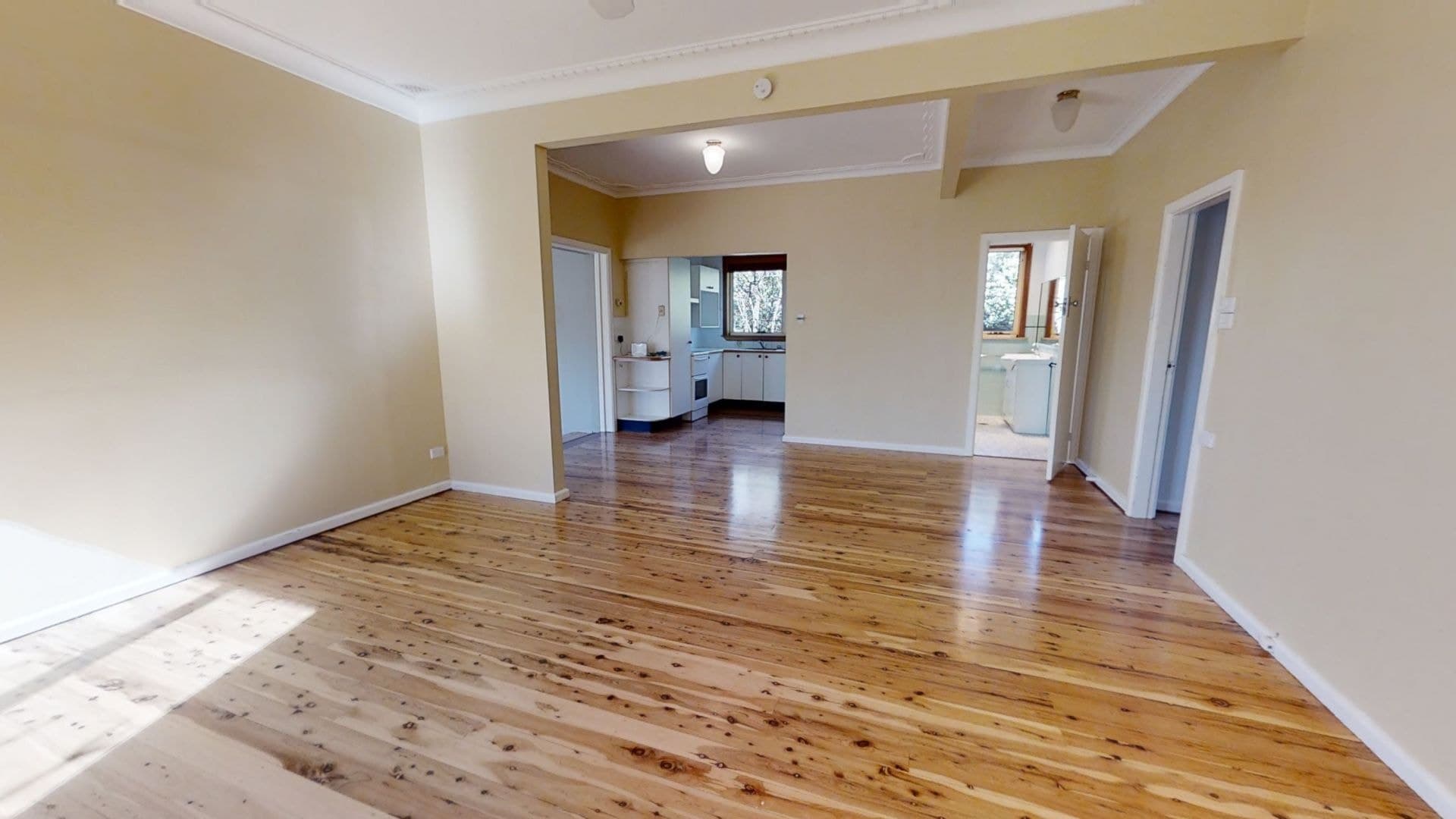 34 Frost Street Orange NSW, Orange - Thumbnail 2