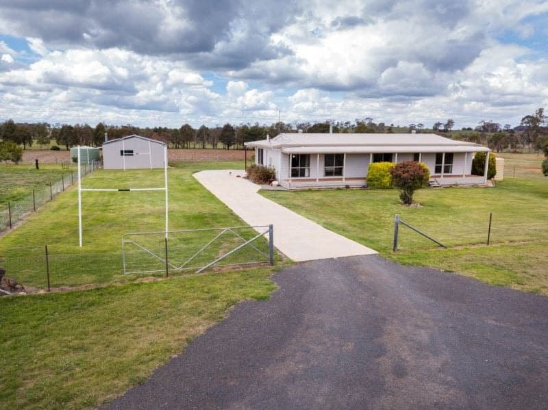 271 Spring Hill Road Orange NSW, Orange - Image 1