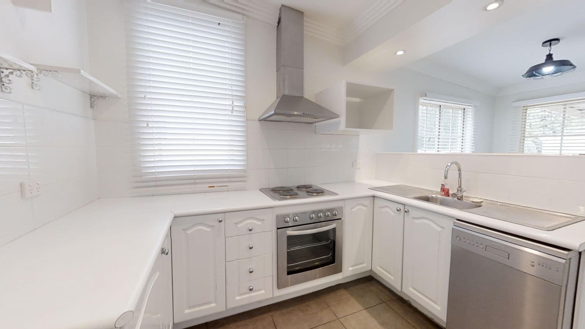90 McLachlan Street Orange NSW, Orange - Thumbnail 3