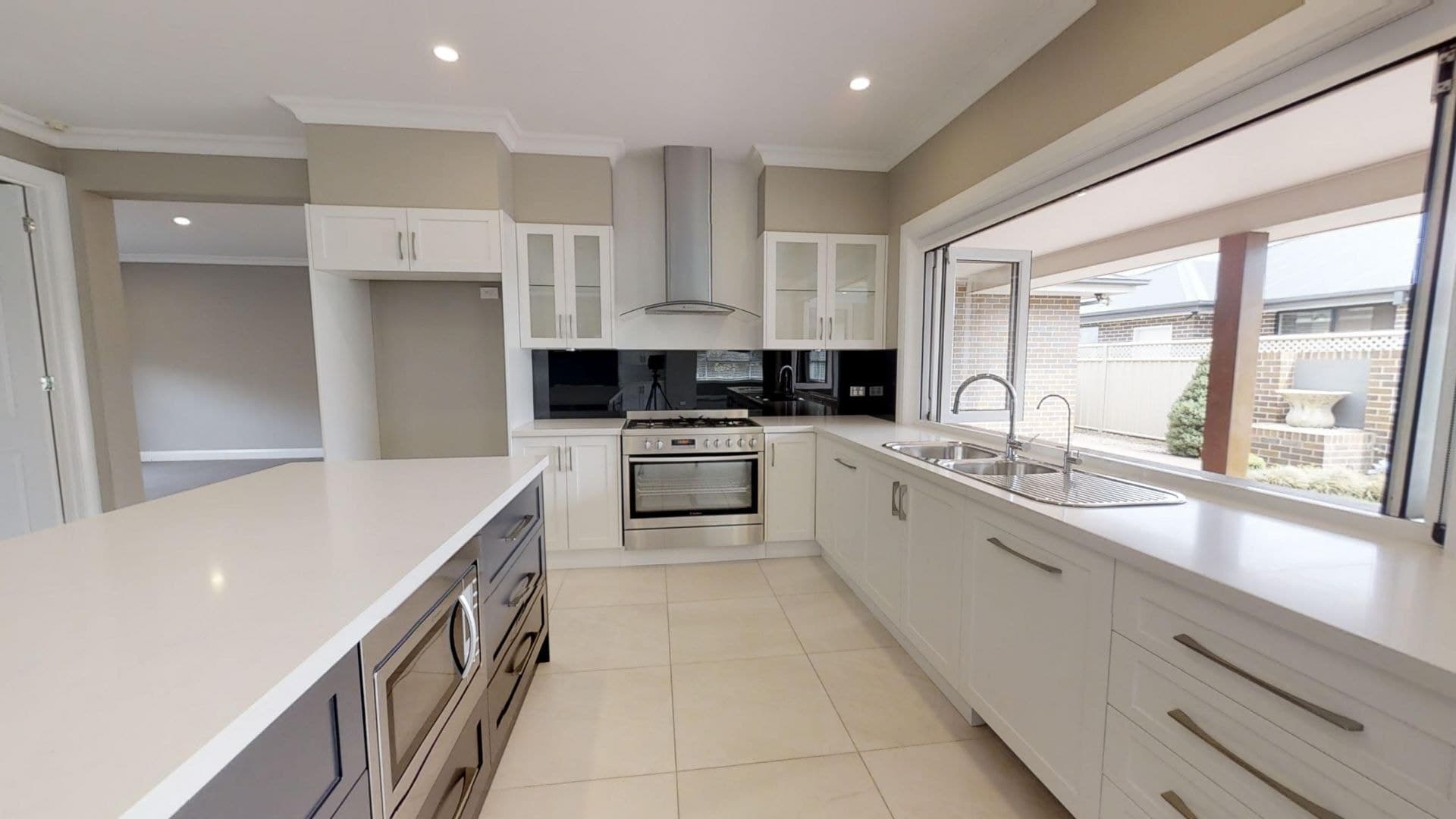 14 Buckland Drive Orange NSW, Orange - Thumbnail 4