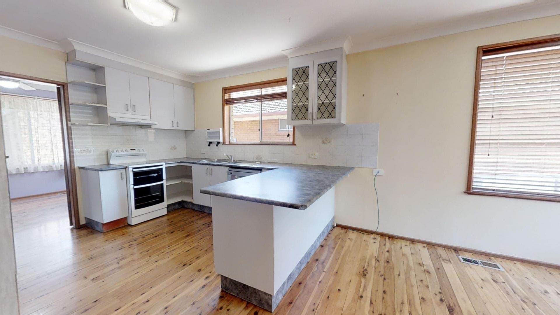 13 Wattle Avenue Orange NSW, Orange - Thumbnail 3