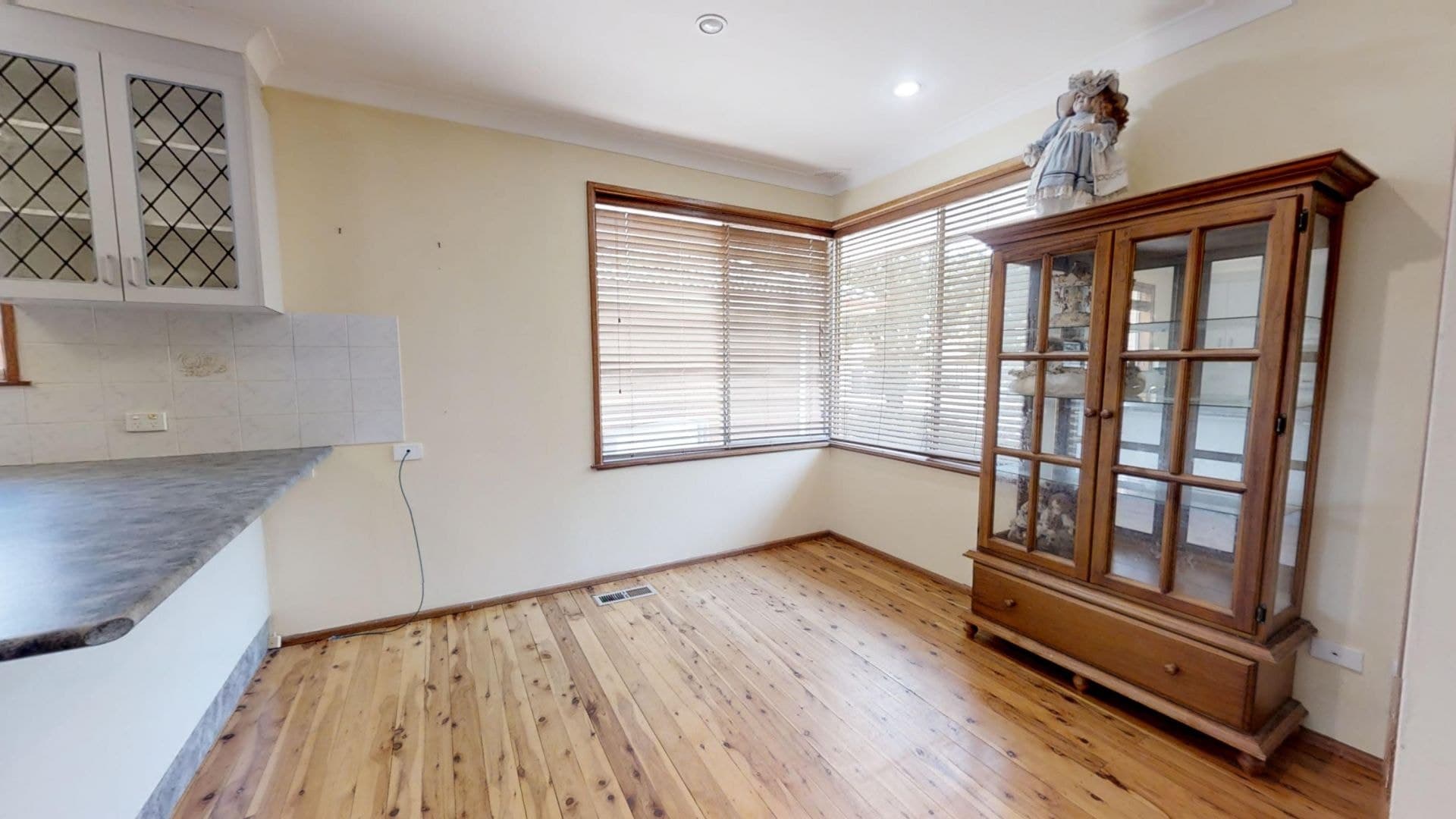 13 Wattle Avenue Orange NSW, Orange - Thumbnail 5