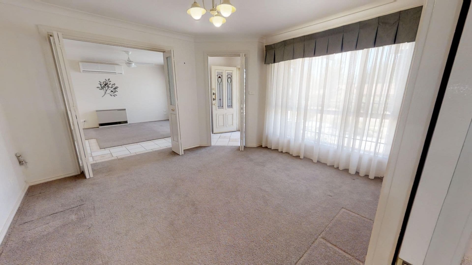 2 Todd Place Orange NSW, Orange - Thumbnail 4