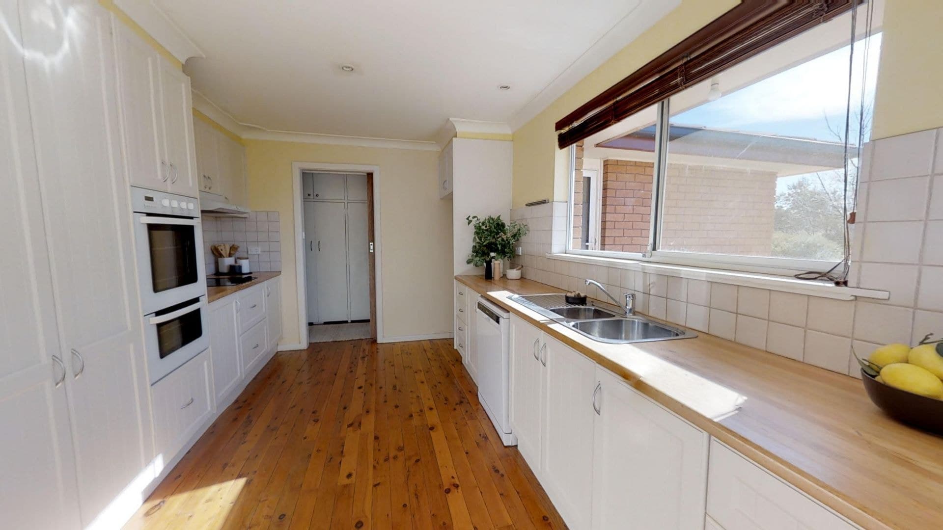 33 Sunny South Crescent Orange NSW, Orange - Thumbnail 3