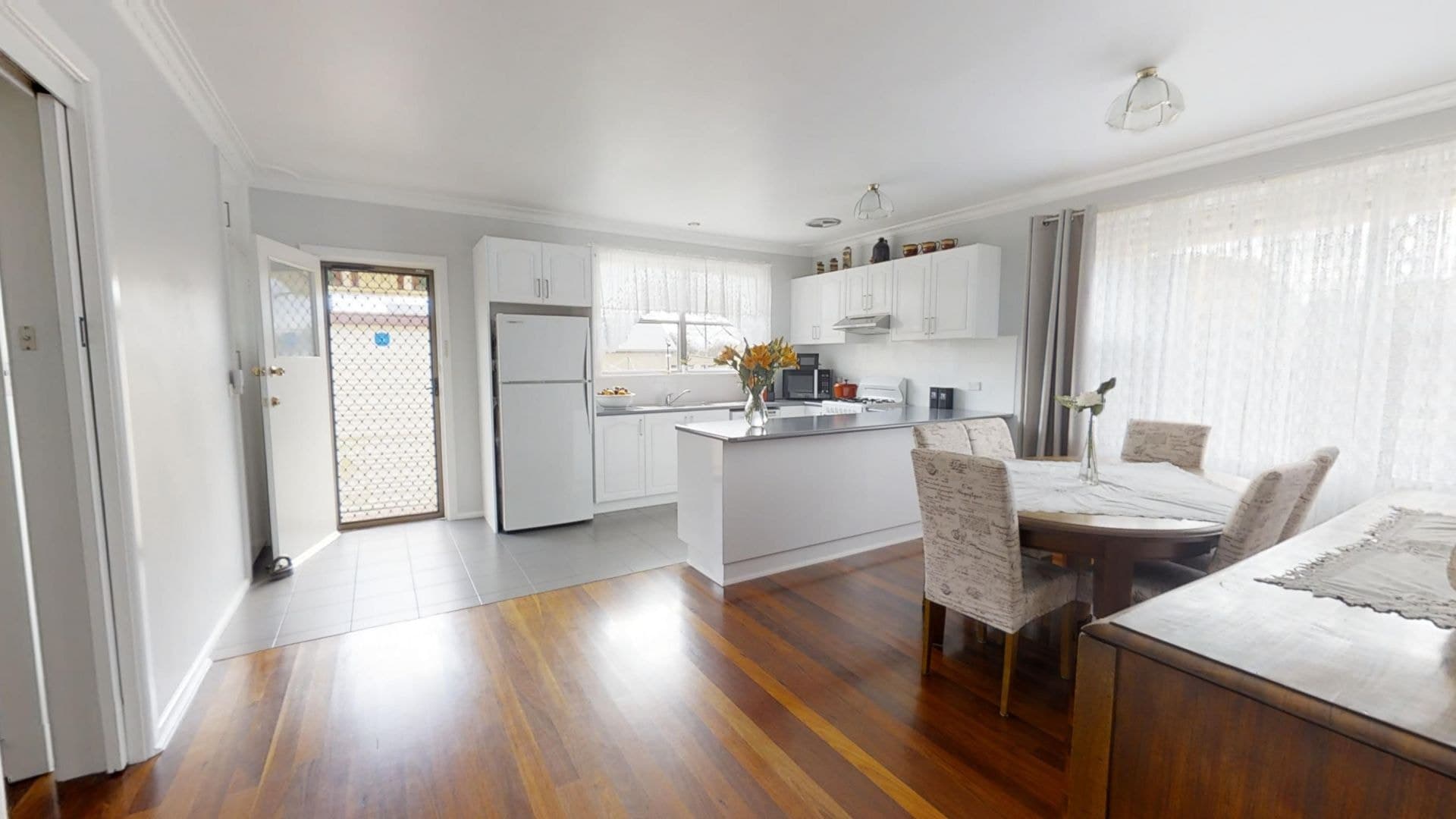 25 Icely Road Orange NSW, Orange - Thumbnail 3