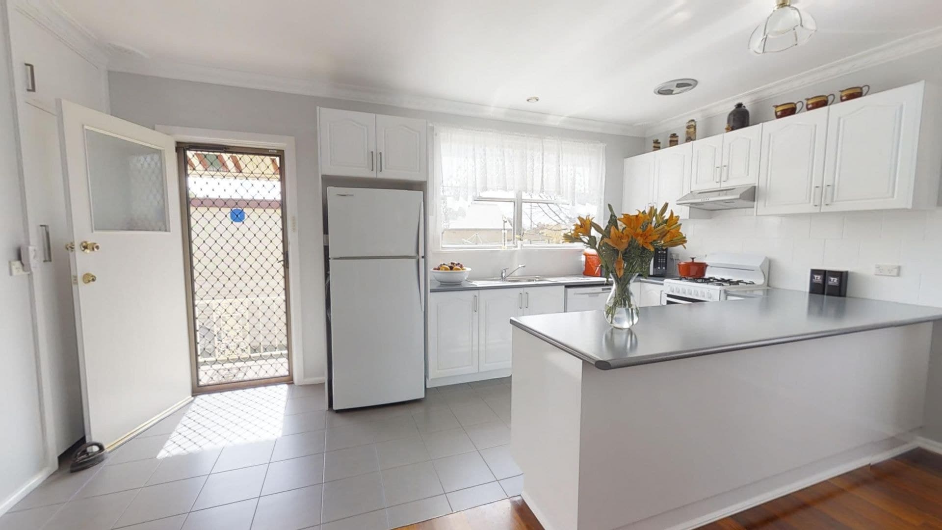 25 Icely Road Orange NSW, Orange - Thumbnail 4