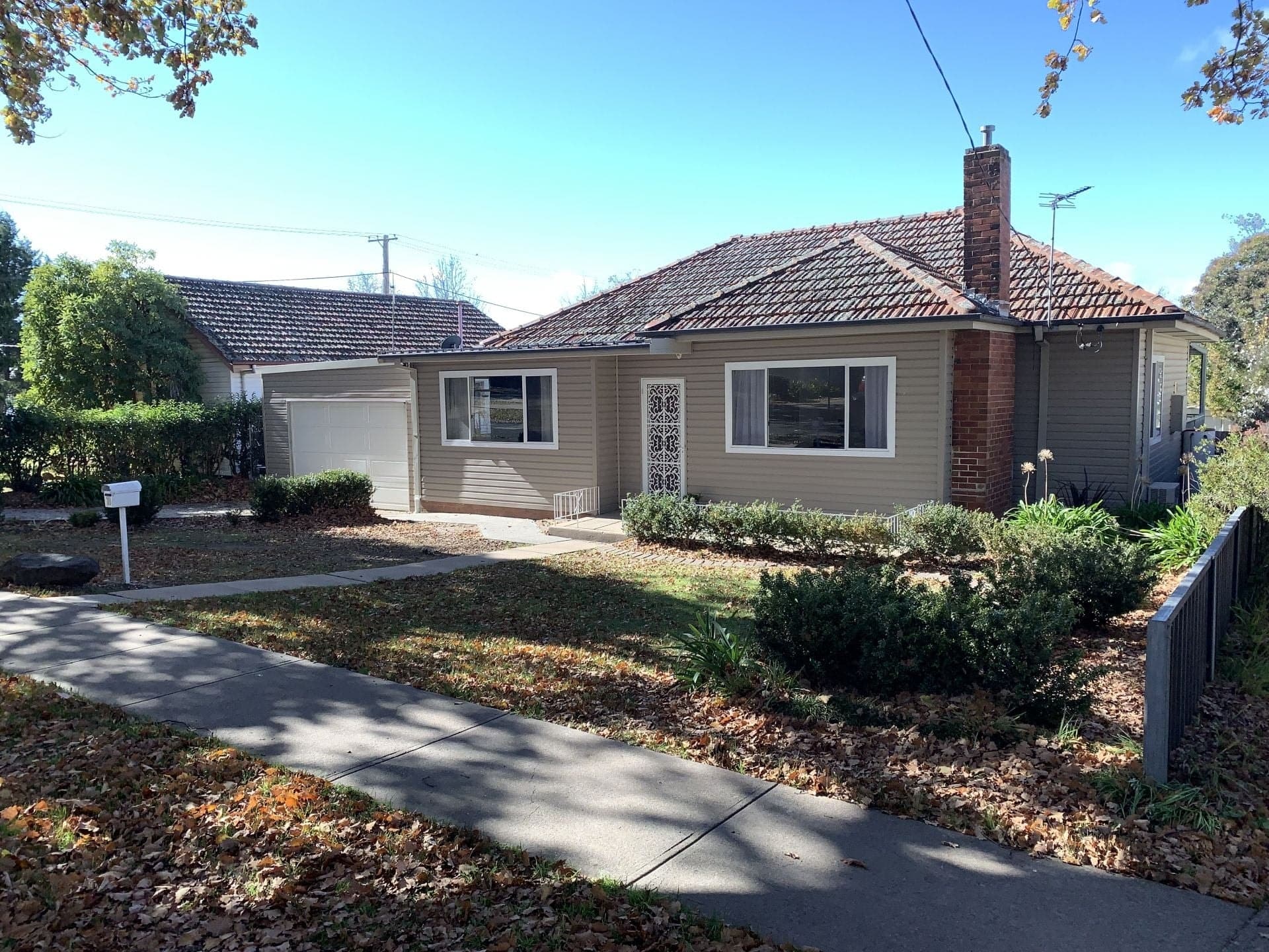18 Fox Avenue Orange NSW, Orange - Image 1