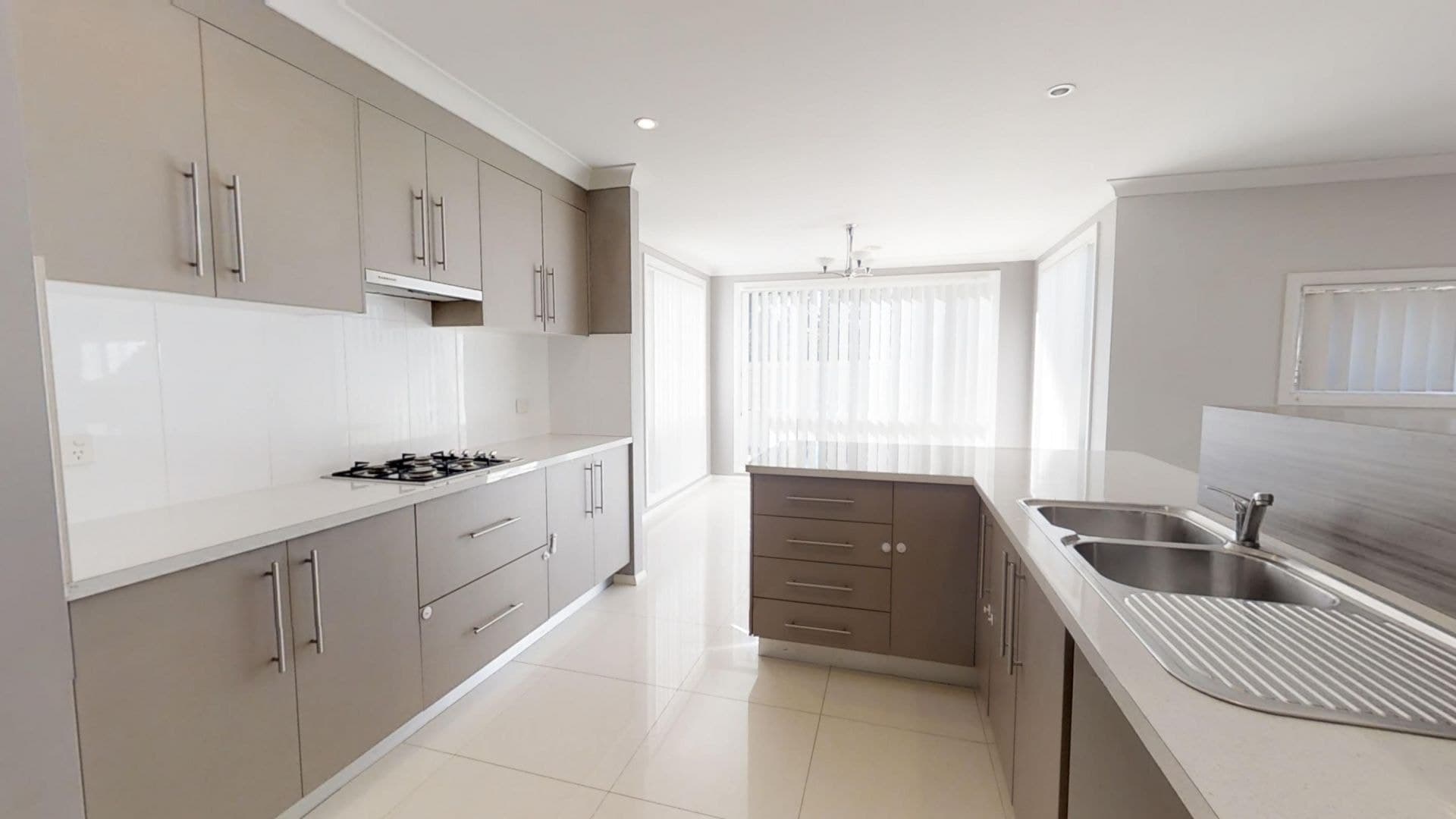4 Topaz Street ORANGE NSW, Orange - Thumbnail 3