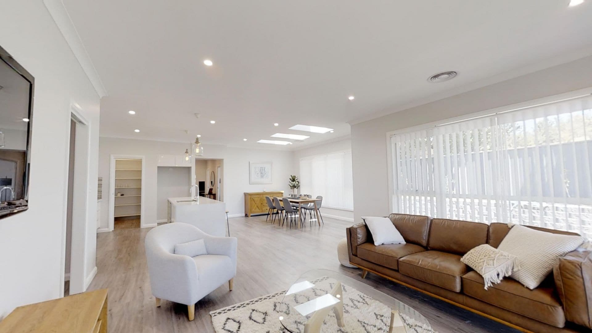 9 Gala Crescent Orange NSW, Orange - Thumbnail 2