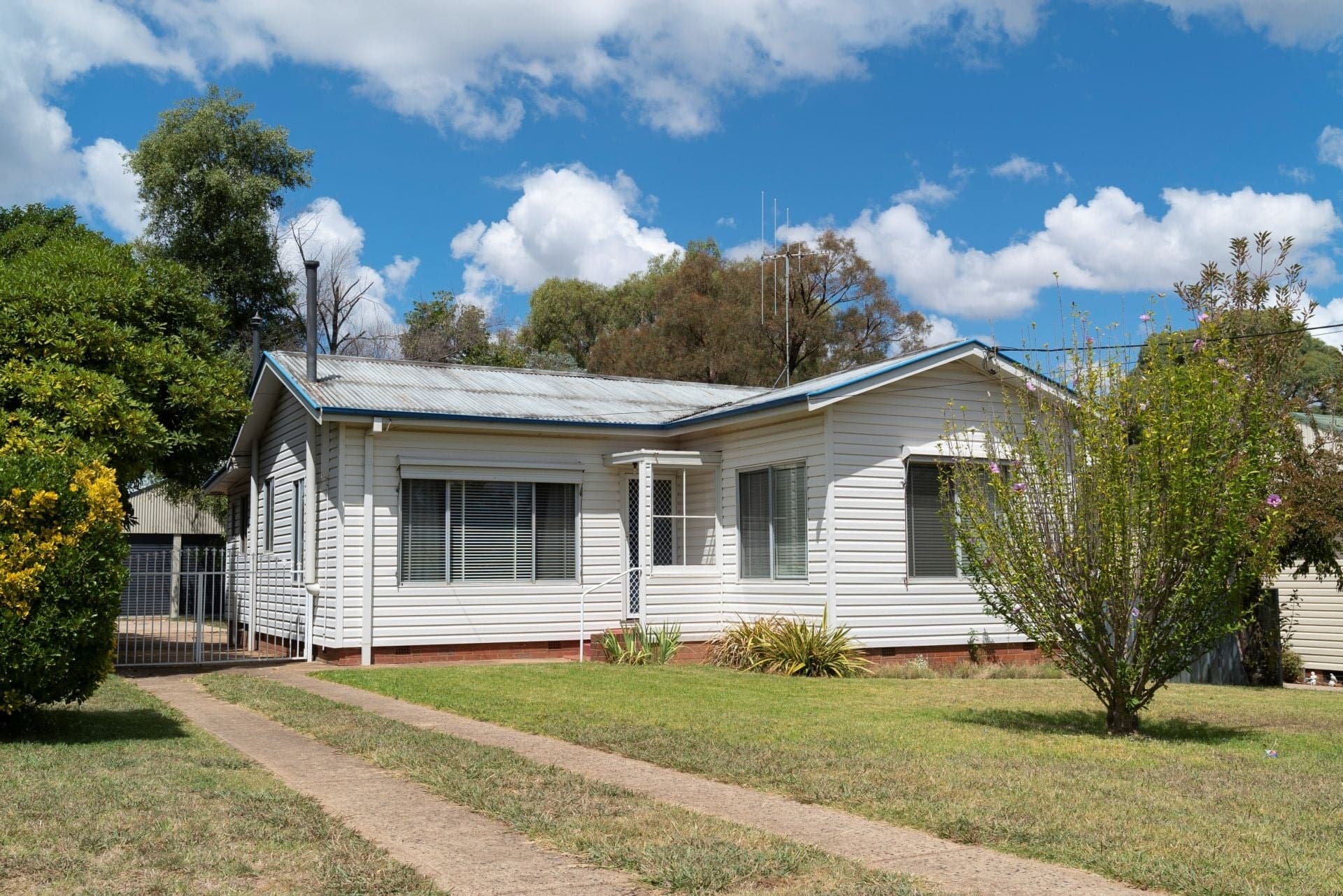 168 Clinton Street Orange NSW, Orange - Image 1