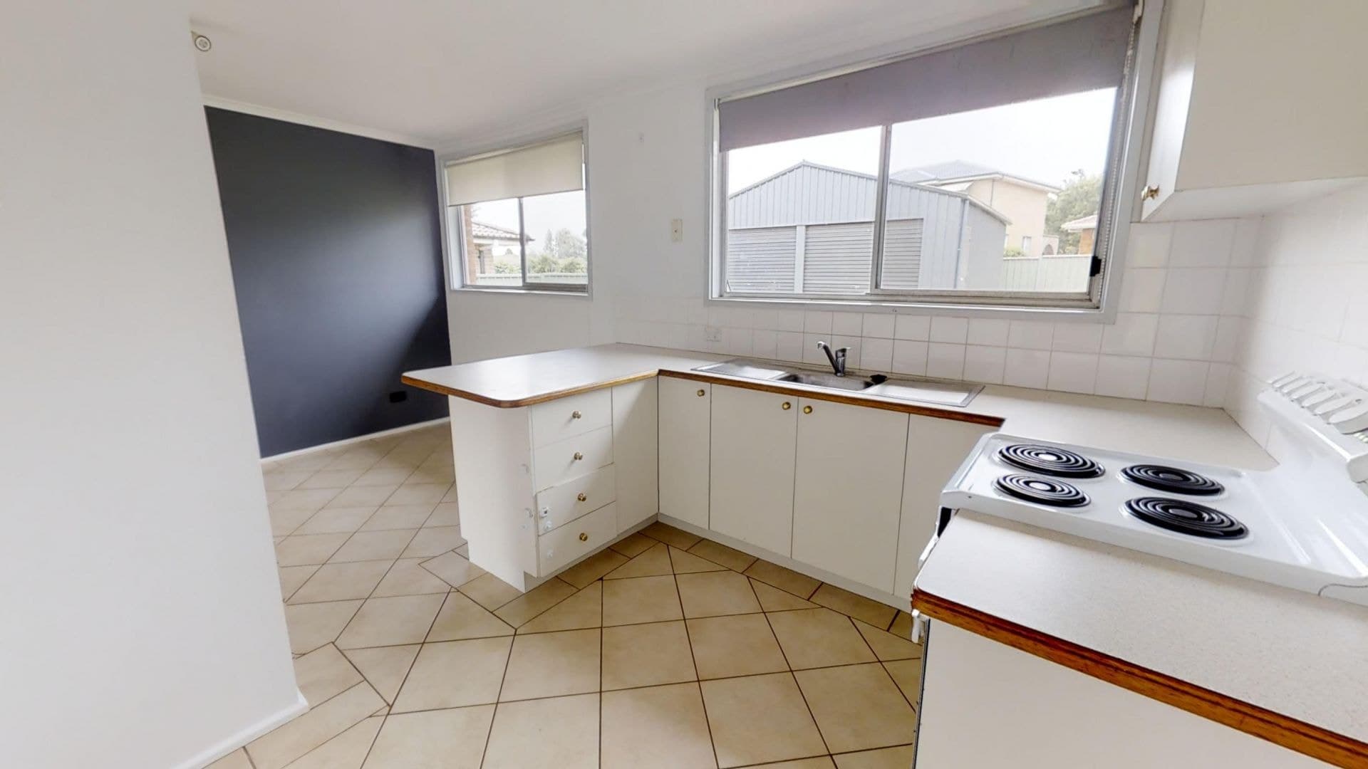 13 Matthews Avenue Orange NSW, Orange - Thumbnail 3