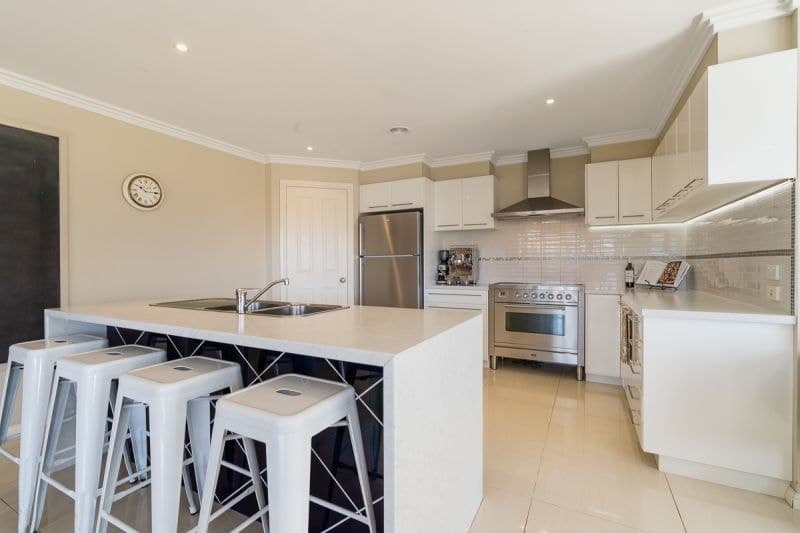 12 McCarron Place Orange NSW, Orange - Thumbnail 5