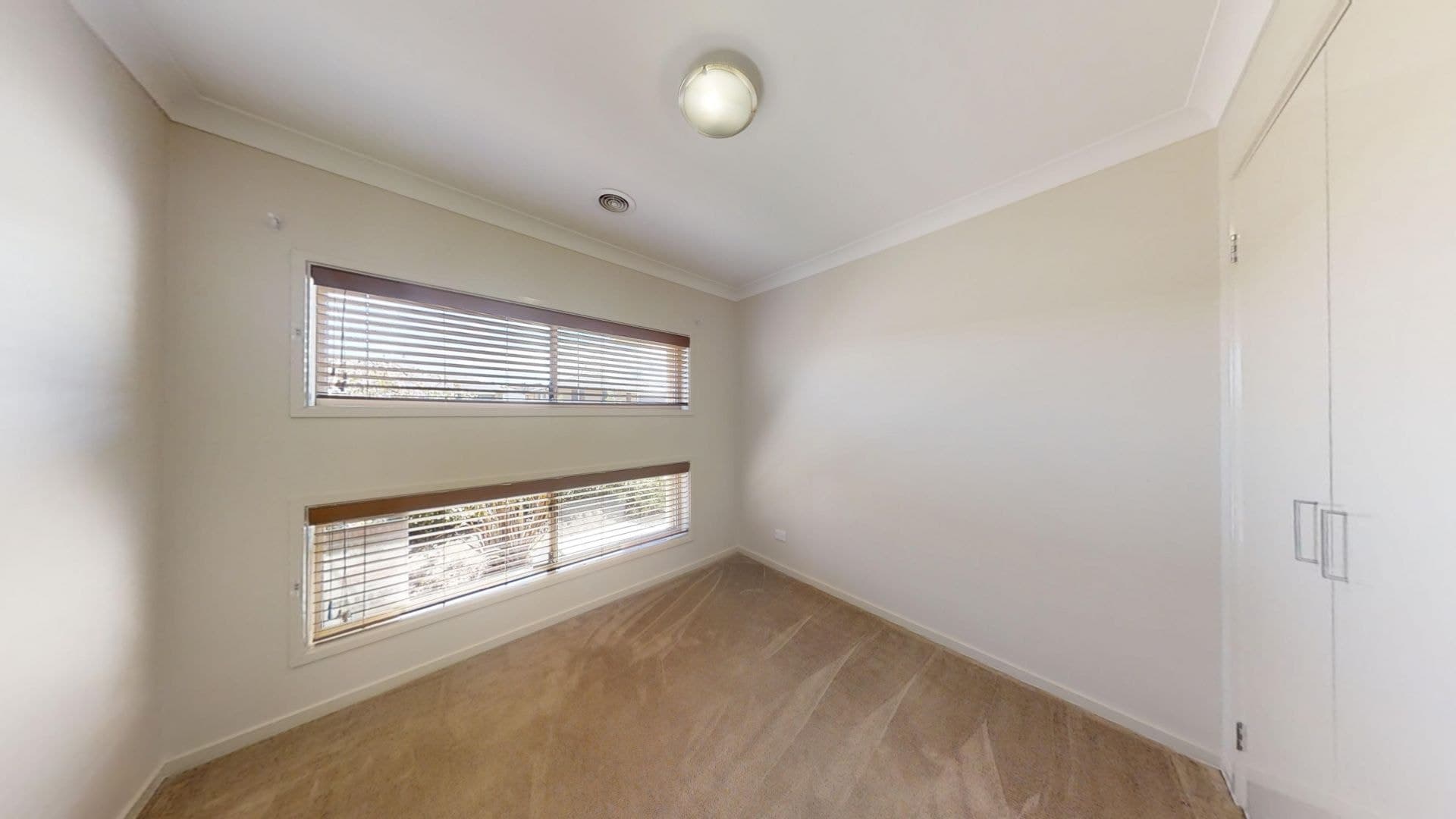 29 Molloy Drive Orange NSW, Orange - Thumbnail 7