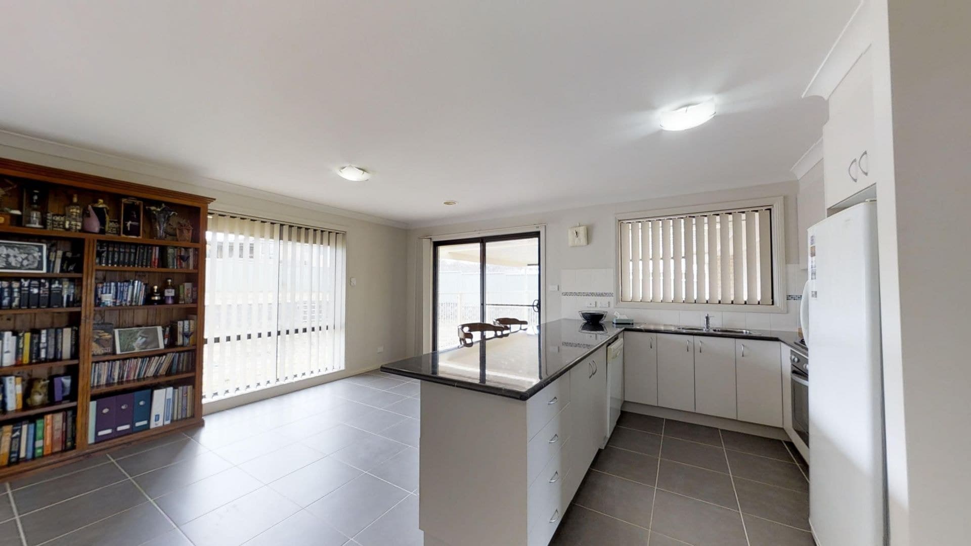 11 Discovery Drive Orange NSW, Orange - Thumbnail 3