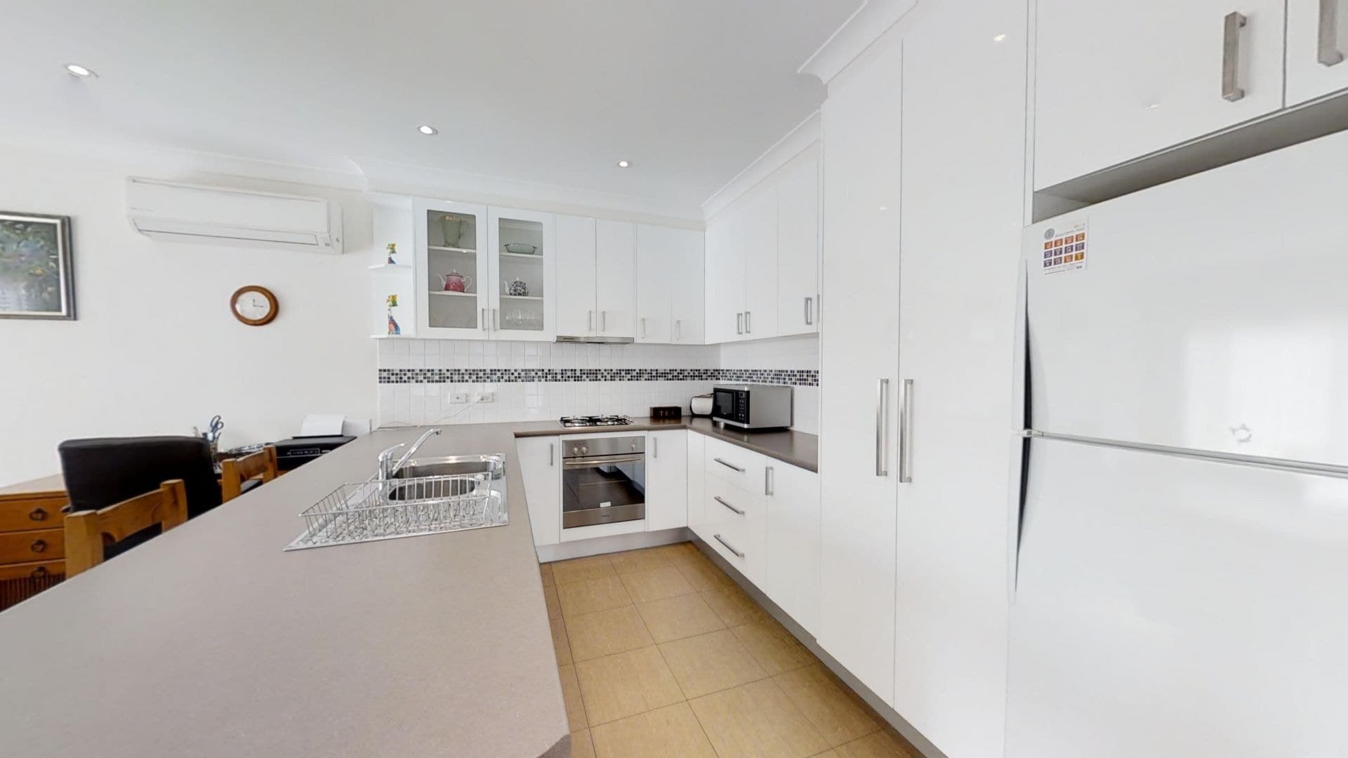 2 Candlebark Crescent Orange NSW, Orange - Thumbnail 3