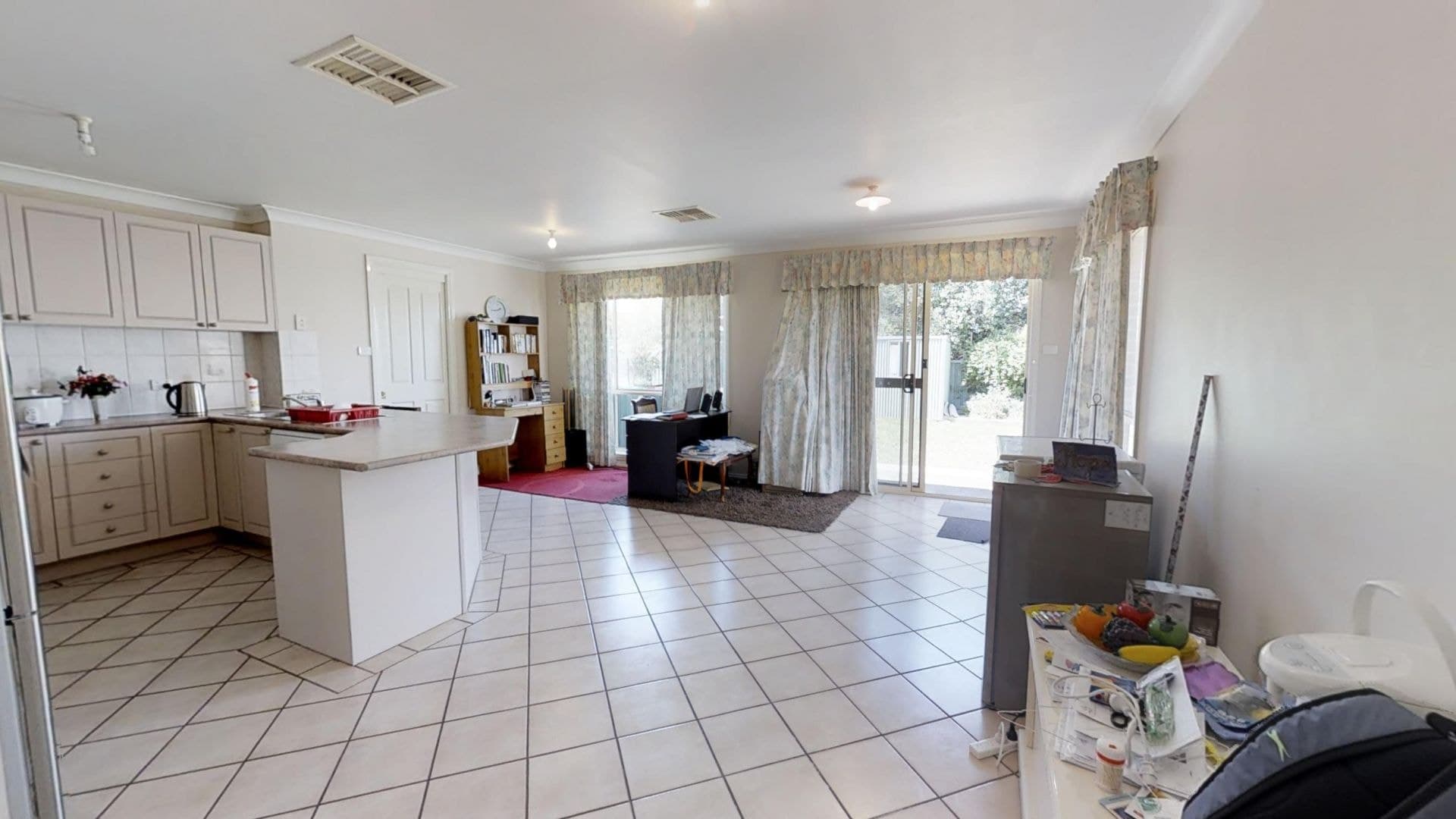 4 Magnolia Way Orange NSW, Orange - Thumbnail 5