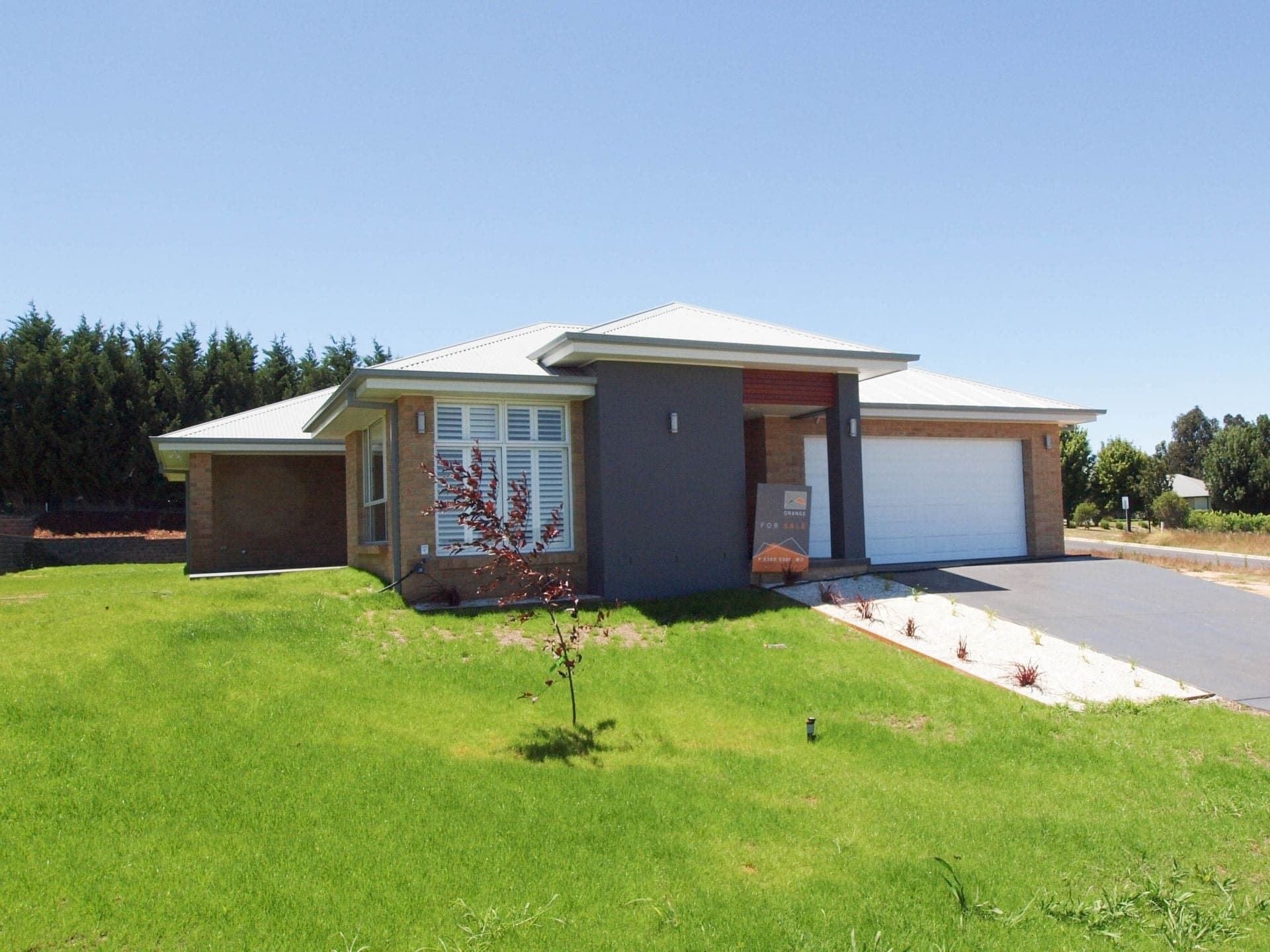 26 Buckland Drive Orange NSW, Orange - Image 1