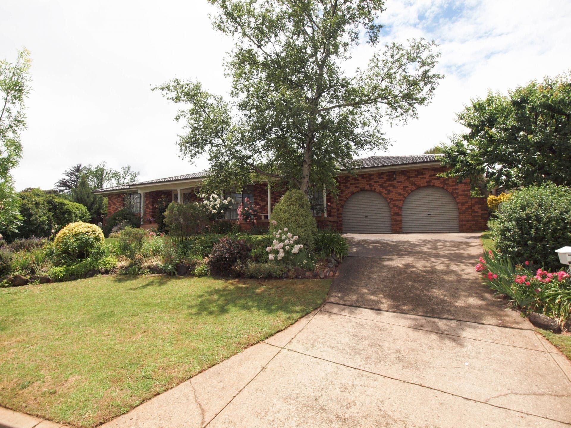 6 Pulari Place Orange NSW, Orange - Image 1