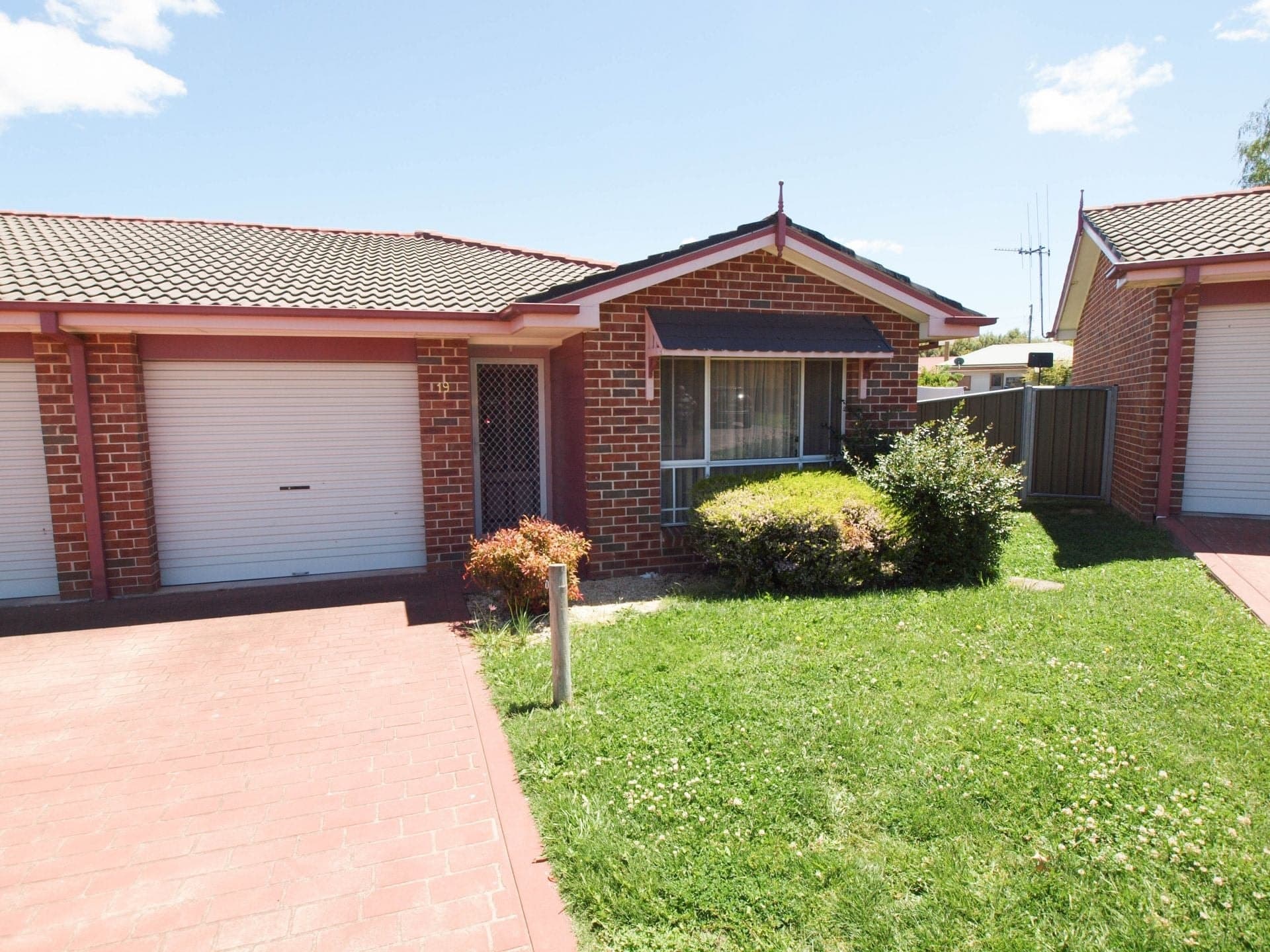 19/115 Matthews Avenue Orange NSW, Orange - Image 1