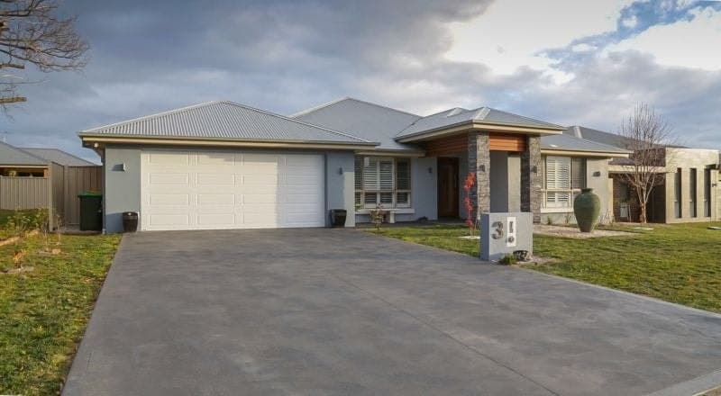 3 Pippin Way Orange NSW, Orange - Image 1
