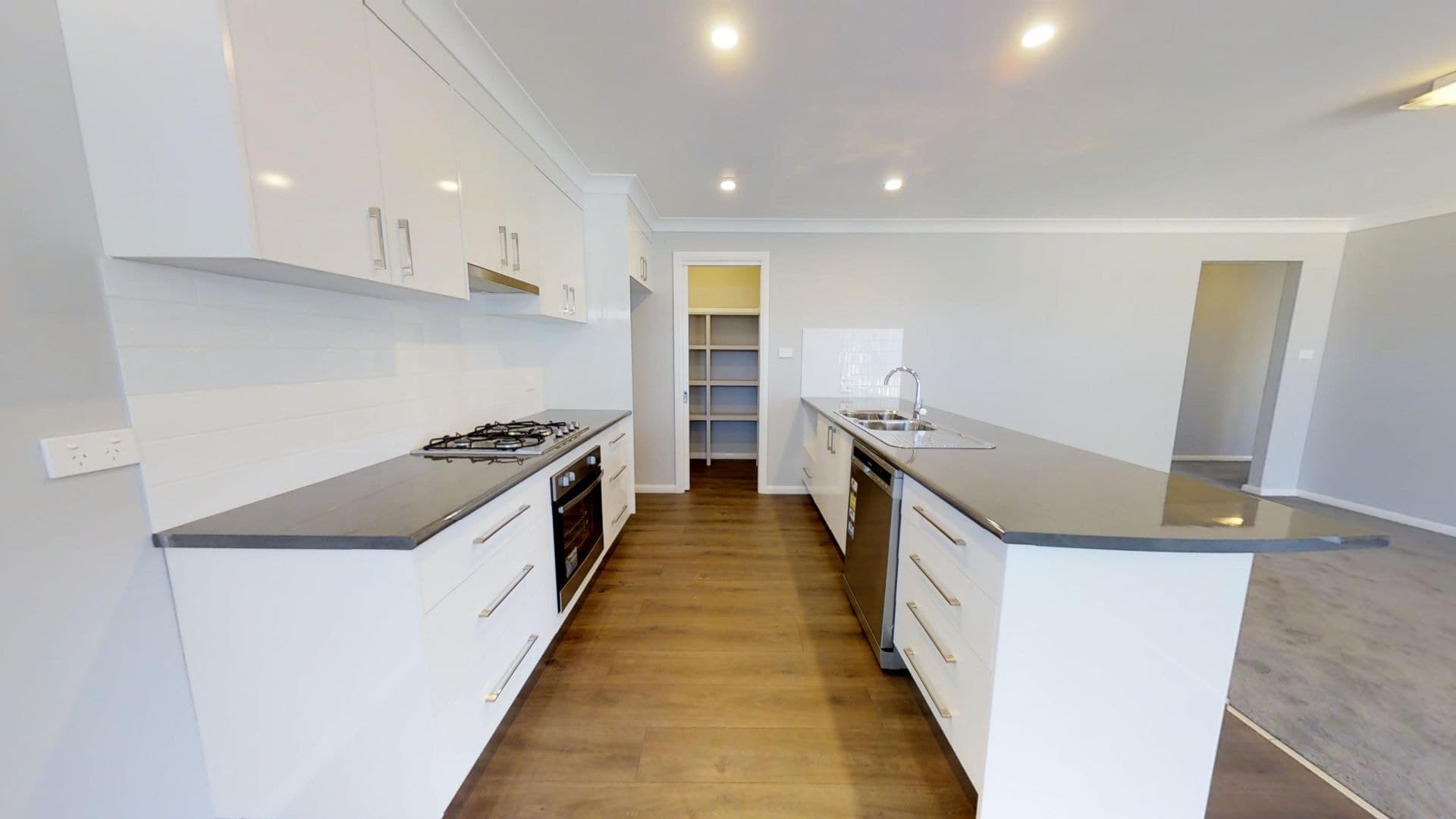 74 Phillip Street Orange NSW, Orange - Thumbnail 3