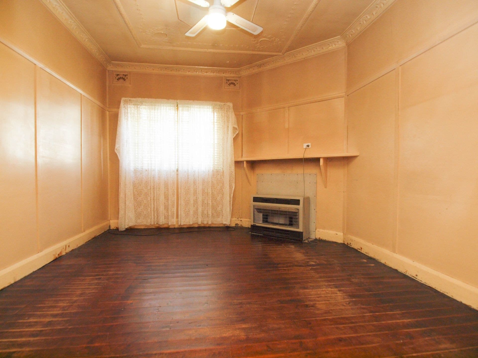 56 McLachlan Street Orange NSW, Orange - Thumbnail 2