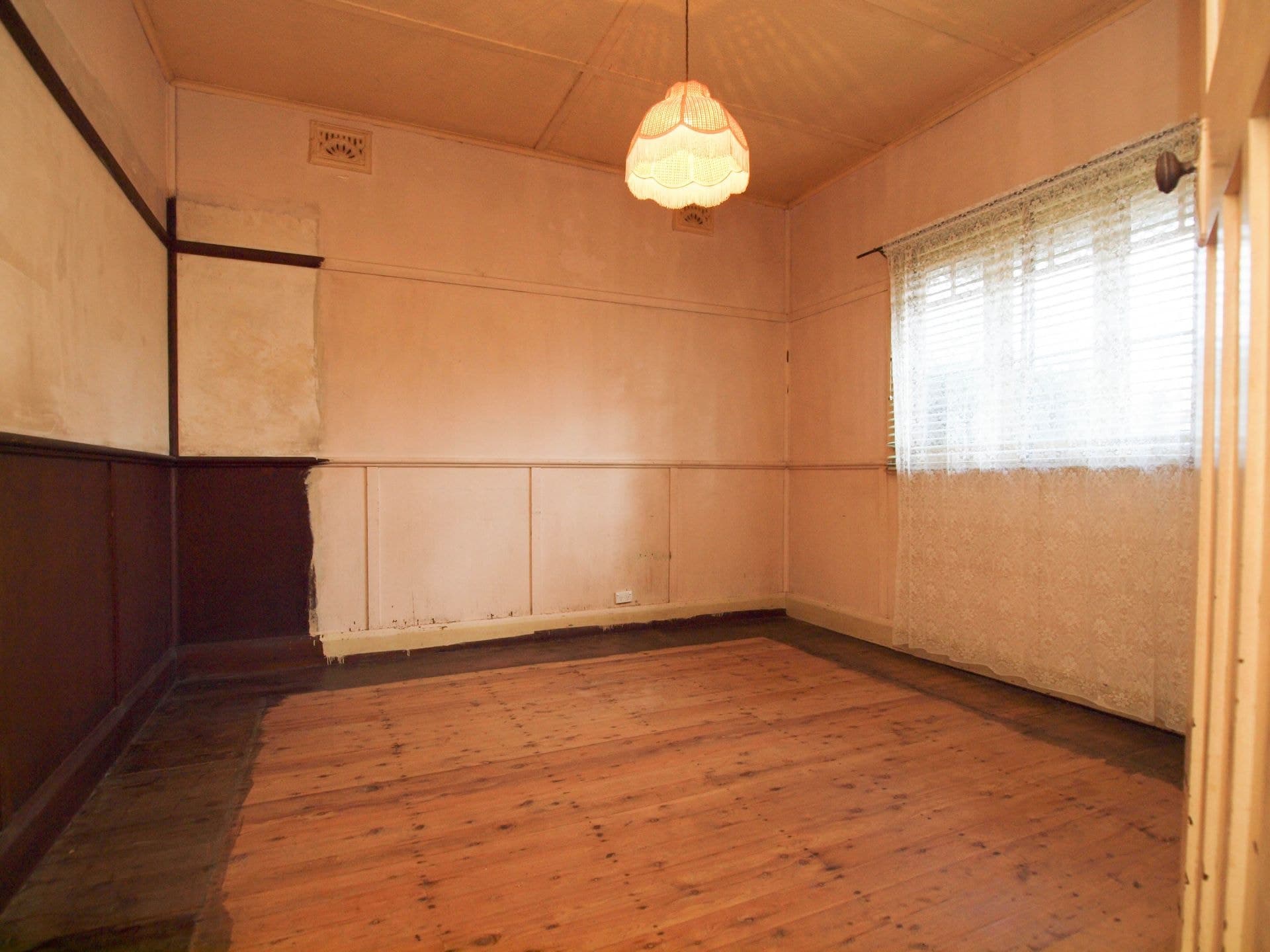 56 McLachlan Street Orange NSW, Orange - Thumbnail 3