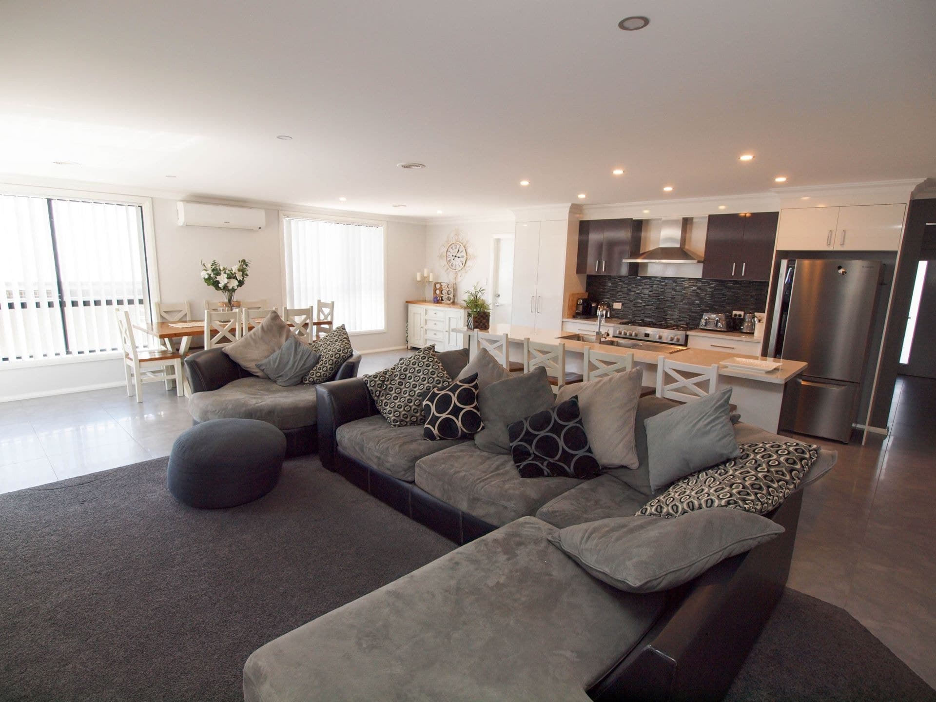 33 Glasson Drive Orange NSW, Orange - Thumbnail 2