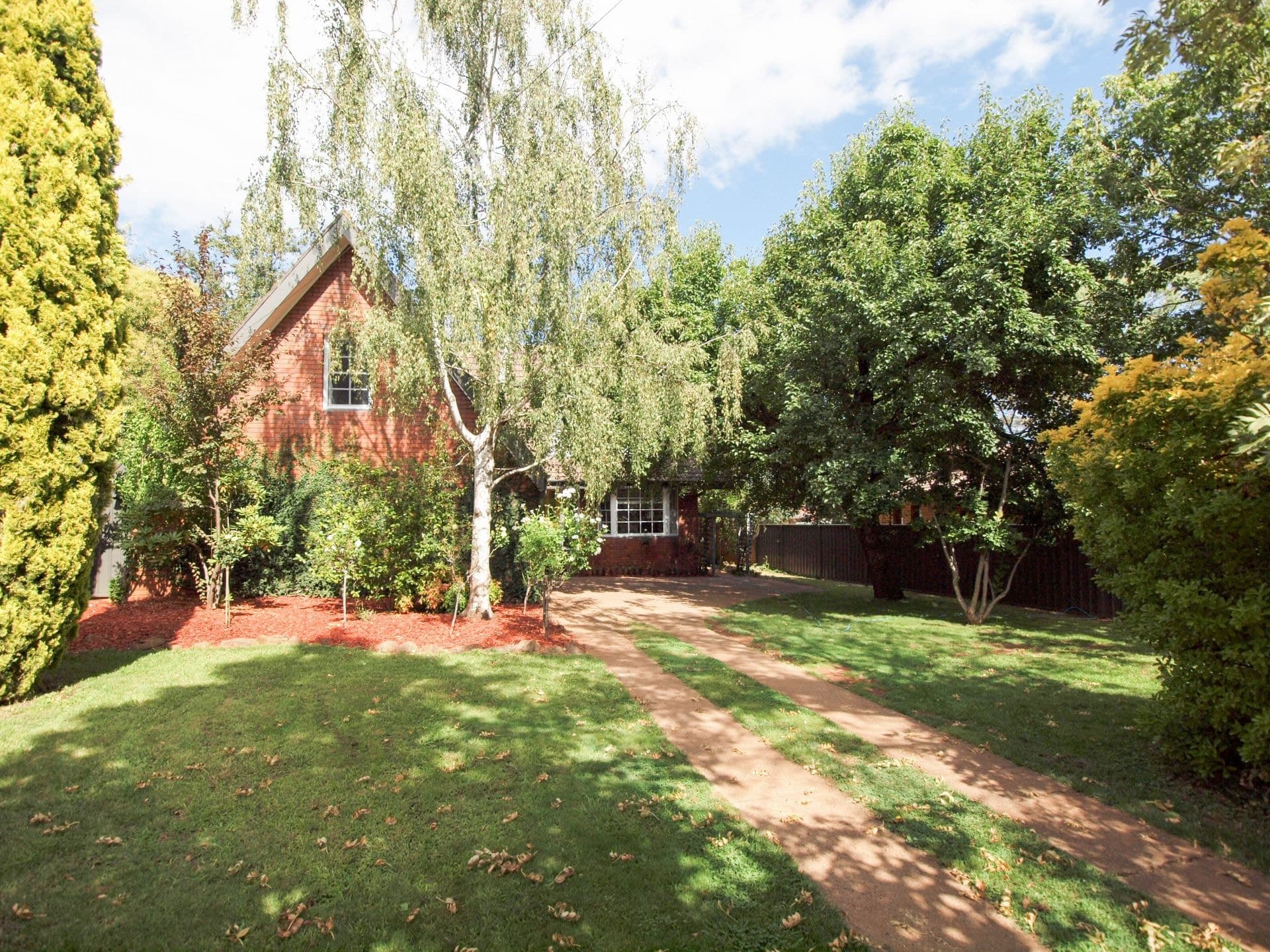 6 Murraba Close Orange NSW, Orange - Image 1