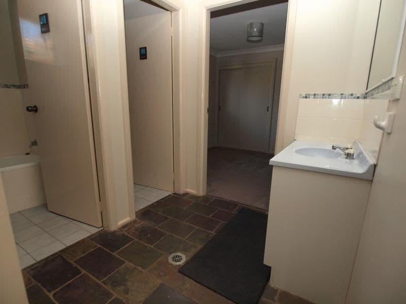 11 James Sheahan Drive Orange NSW, Orange - Thumbnail 5