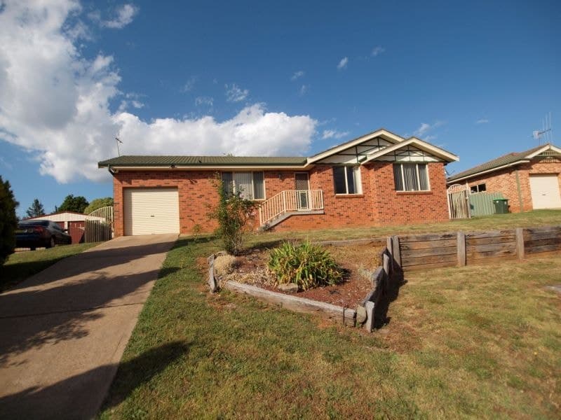 3 Richard Laffan Way Orange NSW, Orange - Image 1