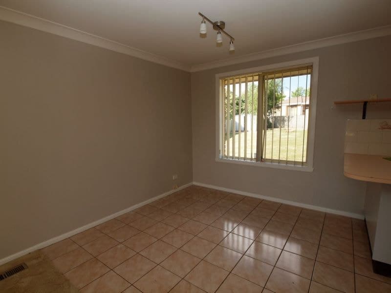 3 Richard Laffan Way Orange NSW, Orange - Thumbnail 4