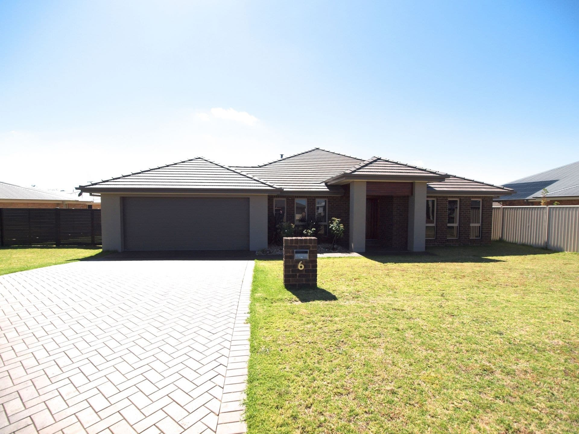 6 Candlebark Crescent Orange NSW, Orange - Image 1