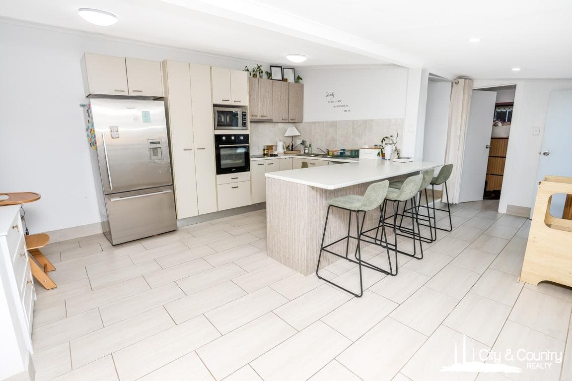 126 Miles Street, Mount Isa, Mount Isa - Image 1