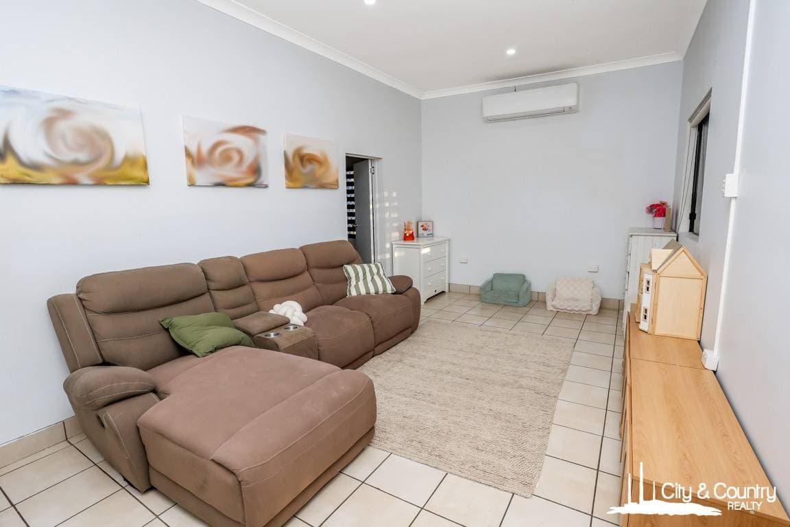 126 Miles Street, Mount Isa, Mount Isa - Thumbnail 4