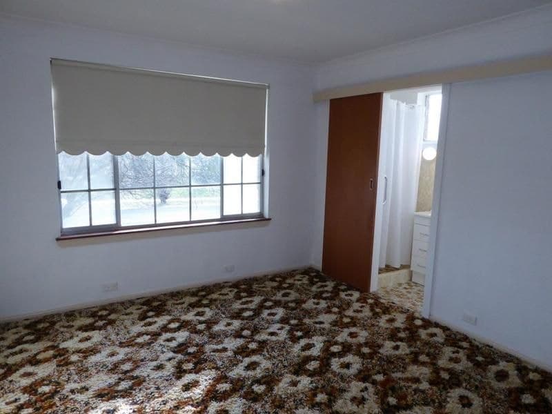 218 Ploughmans Lane ORANGE NSW, Orange - Thumbnail 8