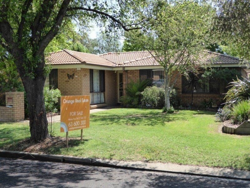 10 Bowen Place ORANGE NSW, Orange - Image 1