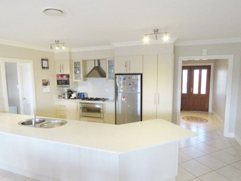 5 Niven Place ORANGE NSW, Orange - Thumbnail 2