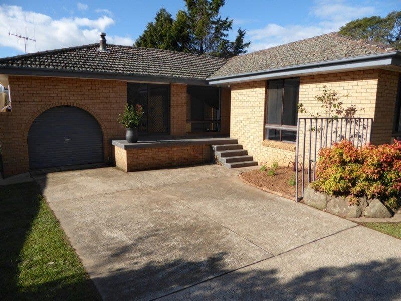 3 Boyd Place ORANGE NSW, Orange - Thumbnail 2
