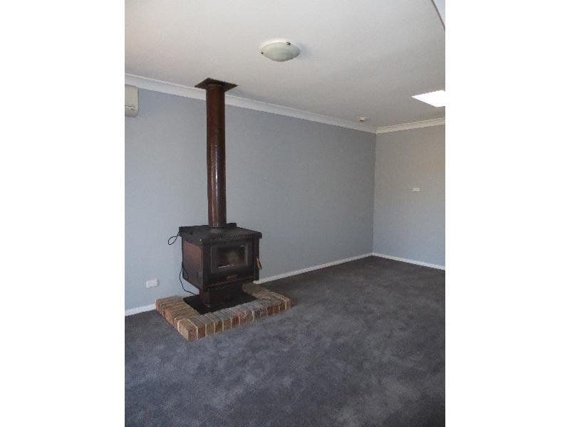 3 Boyd Place ORANGE NSW, Orange - Thumbnail 3