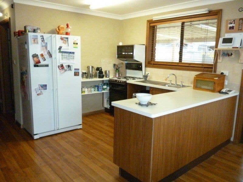 21 Burrendong Way ORANGE NSW, Orange - Thumbnail 5
