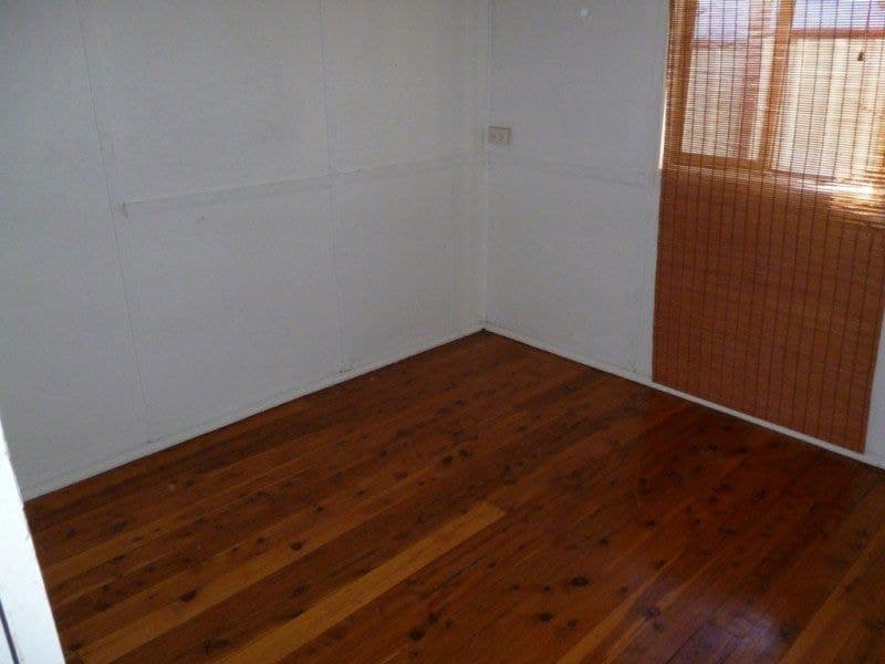 27 Buna Street ORANGE NSW, Orange - Thumbnail 4
