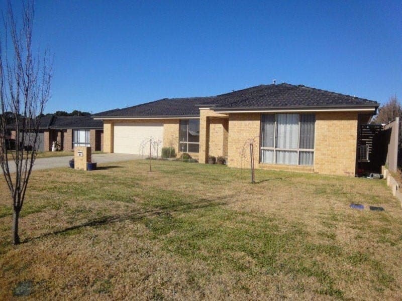 10 Emerald Street ORANGE NSW, Orange - Image 1