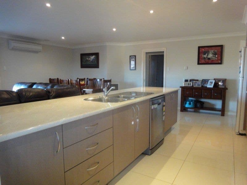 10 Emerald Street ORANGE NSW, Orange - Thumbnail 2