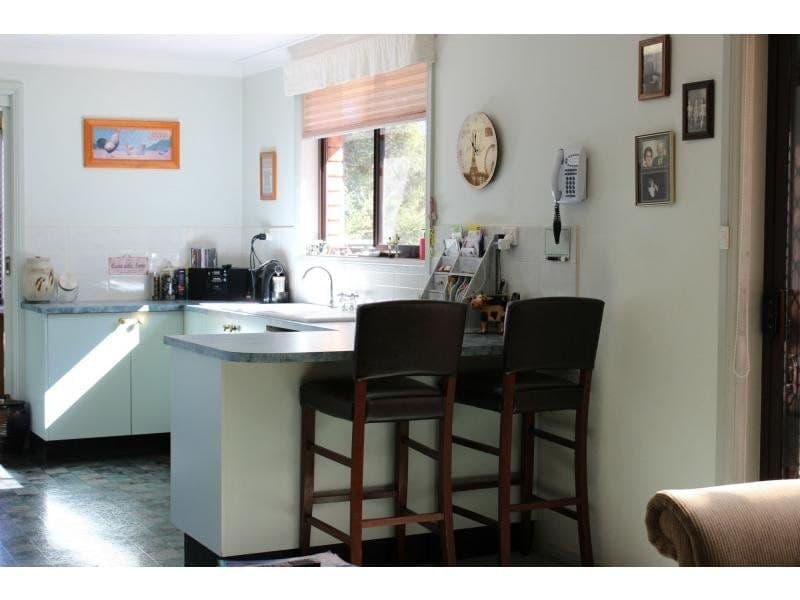 30 Avondale Drive ORANGE NSW, Orange - Thumbnail 2